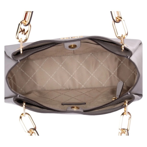 Michael Kors Trisha Large Triple Gusset Compartment Shoulder Bag Pearl Grey - Picture 6 of 7